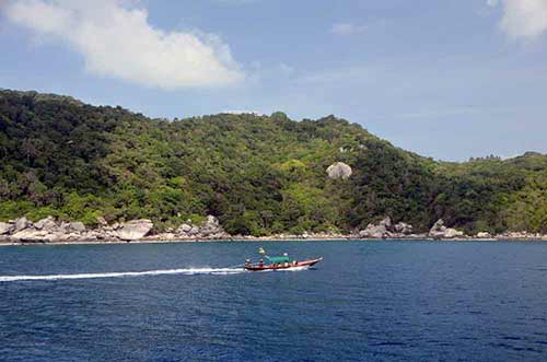 koh tao boat-AsiaPhotoStock