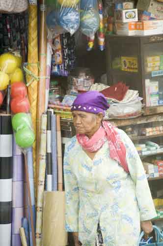 lady walking-AsiaPhotoStock