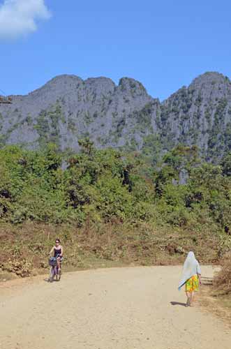 lagoon road-AsiaPhotoStock