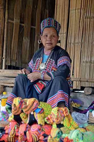 lahu tribe-AsiaPhotoStock