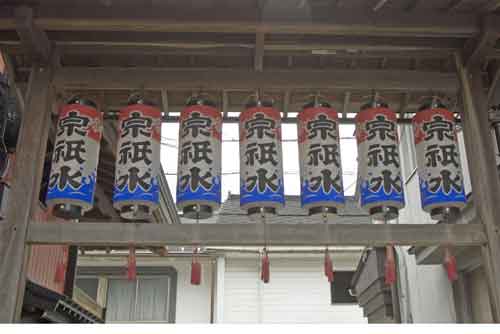 lanterns gujo-AsiaPhotoStock