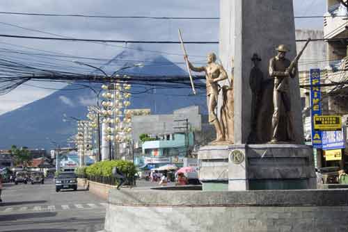 legaspi main street-AsiaPhotoStock