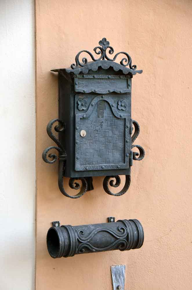 letter box-AsiaPhotoStock