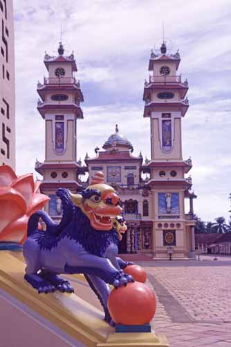 lion statue-AsiaPhotoStock