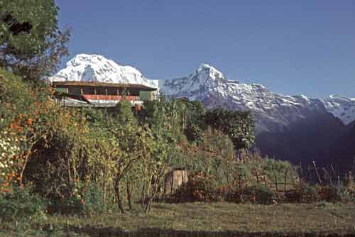 mountain lodge-AsiaPhotoStock