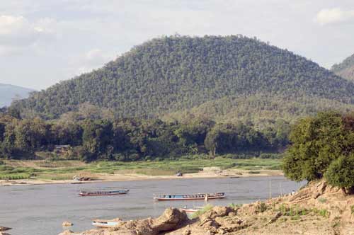 luang river-AsiaPhotoStock