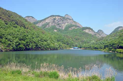 maisan lake-AsiaPhotoStock