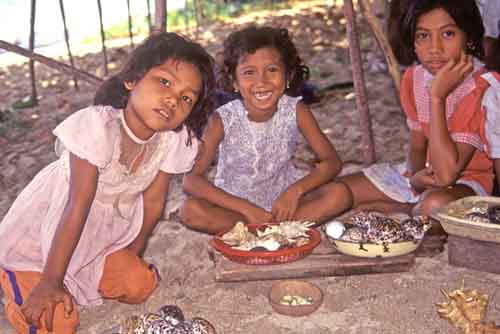 manado girls-AsiaPhotoStock