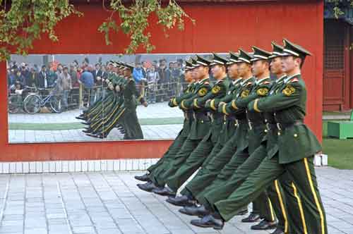 reflected marching-AsiaPhotoStock