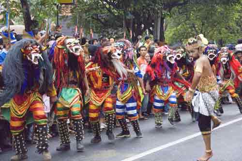 mask dance-AsiaPhotoStock