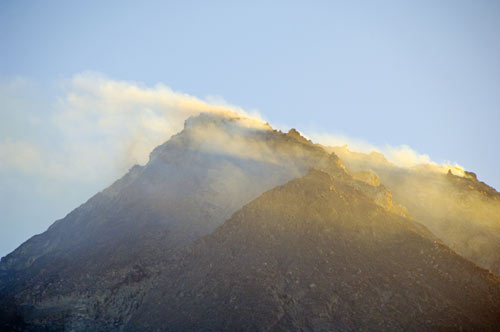 merapi peak-AsiaPhotoStock