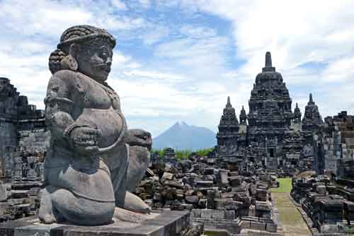 merapi sewu-AsiaPhotoStock