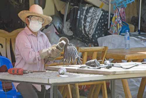 metal working-AsiaPhotoStock