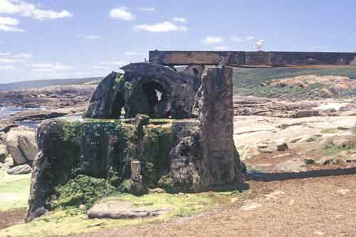 old mill wheel-AsiaPhotoStock