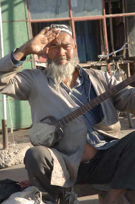 banjo player-AsiaPhotoStock