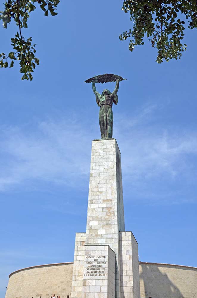 monument liberation-AsiaPhotoStock