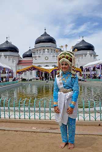 mosque_banda aceh-AsiaPhotoStock