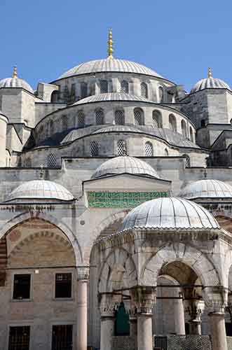 mosque blue-AsiaPhotoStock