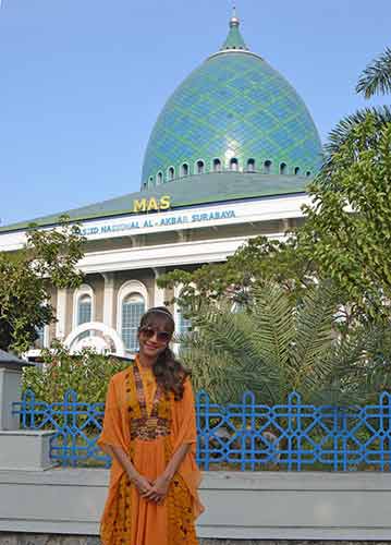 mosque model-AsiaPhotoStock