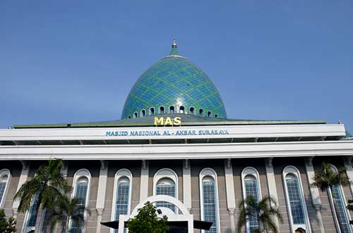 mosque surabaya-AsiaPhotoStock