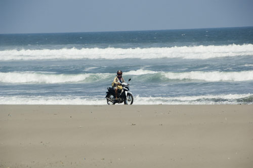 motorbike parangtritis-AsiaPhotoStock