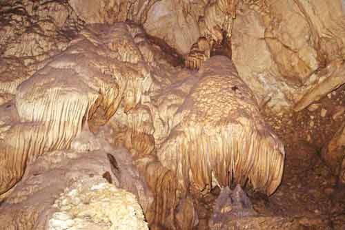 mulu caves-AsiaPhotoStock