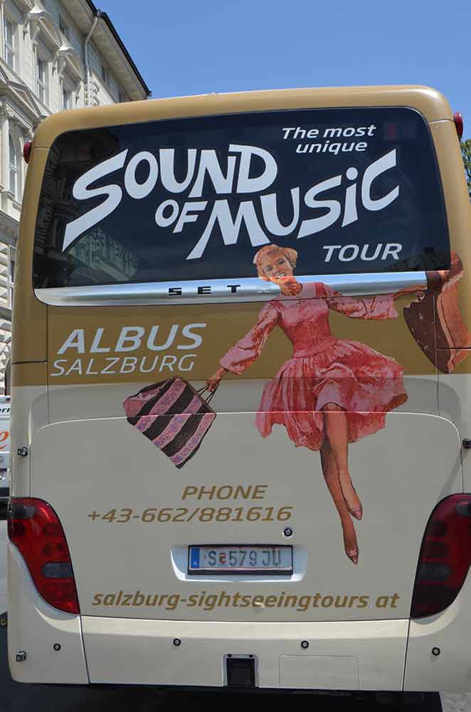 music bus-AsiaPhotoStock