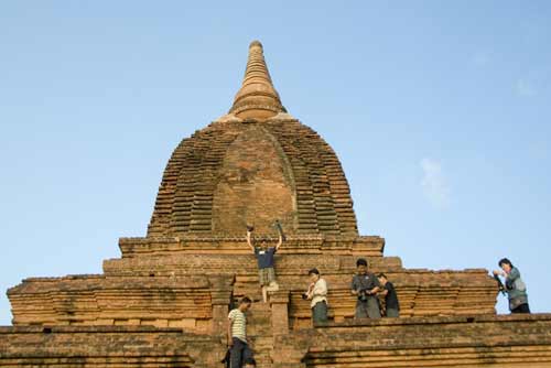 myengon pagoda-AsiaPhotoStock