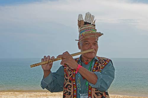 nose flute-AsiaPhotoStock