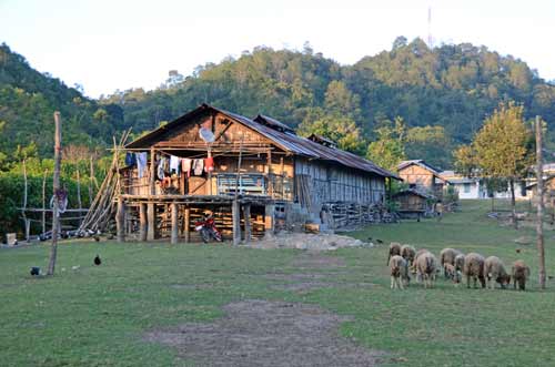 nyishi village-AsiaPhotoStock