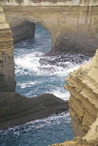 ocean erosion-AsiaPhotoStock