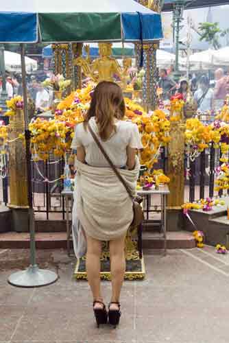 offerings erawan-AsiaPhotoStock