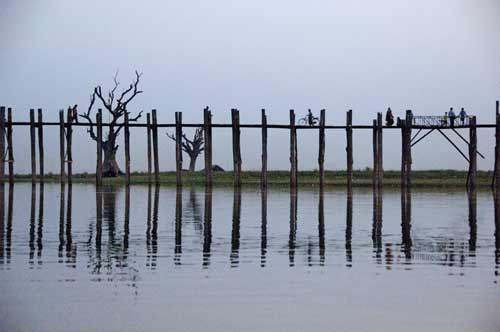 old bridge-AsiaPhotoStock