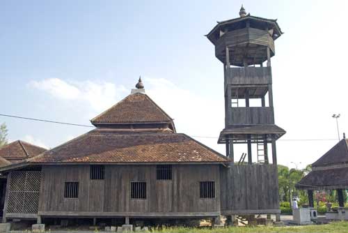 old mosque-AsiaPhotoStock