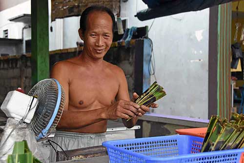 otah seller-AsiaPhotoStock