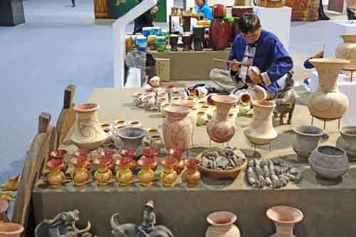 painted jars thailand-AsiaPhotoStock