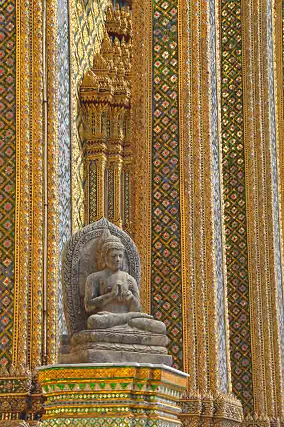 palace buddha-AsiaPhotoStock