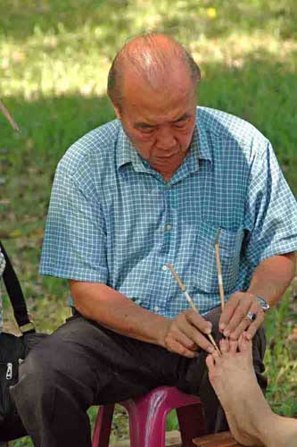 pedicure-AsiaPhotoStock