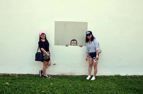 peeping mural-AsiaPhotoStock