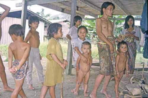 penan tribe-AsiaPhotoStock