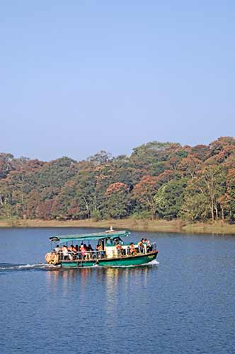 periyar boat-AsiaPhotoStock