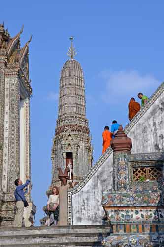 photos at wat arun-AsiaPhotoStock