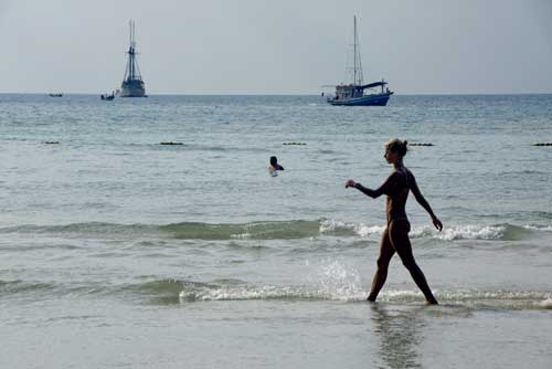 power walk on beach-AsiaPhotoStock