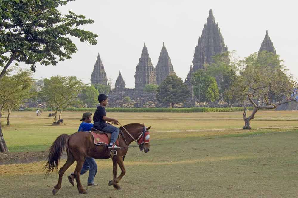 prambanan horse rides-AsiaPhotoStock