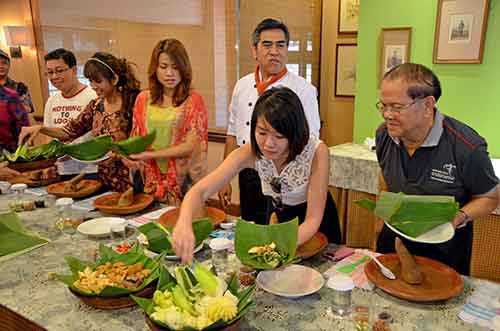 prepare rojak-AsiaPhotoStock