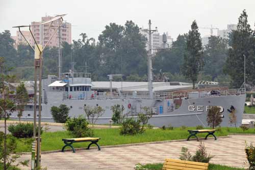 uss pueblo-AsiaPhotoStock