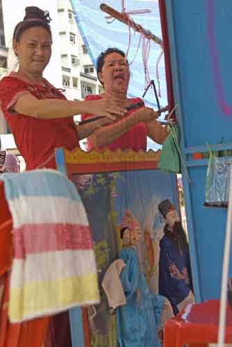singapore puppeteers-AsiaPhotoStock