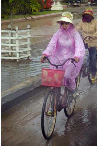 rain and bike-AsiaPhotoStock