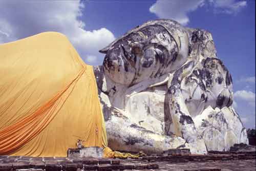huge reclining buddha-AsiaPhotoStock