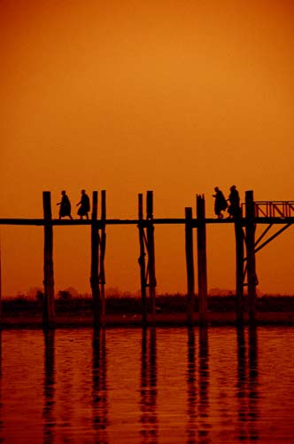 red bridge-AsiaPhotoStock